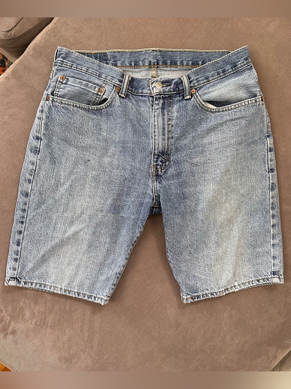 Levi's 505 Men's Regular Fit Light Wash Blue Denim Shorts Waist 34